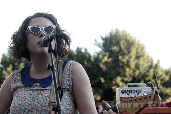 SALLIE FORD AND THE SOUND OUTSIDE - 2012-07-24 - PARIS - Parc de Belleville - 